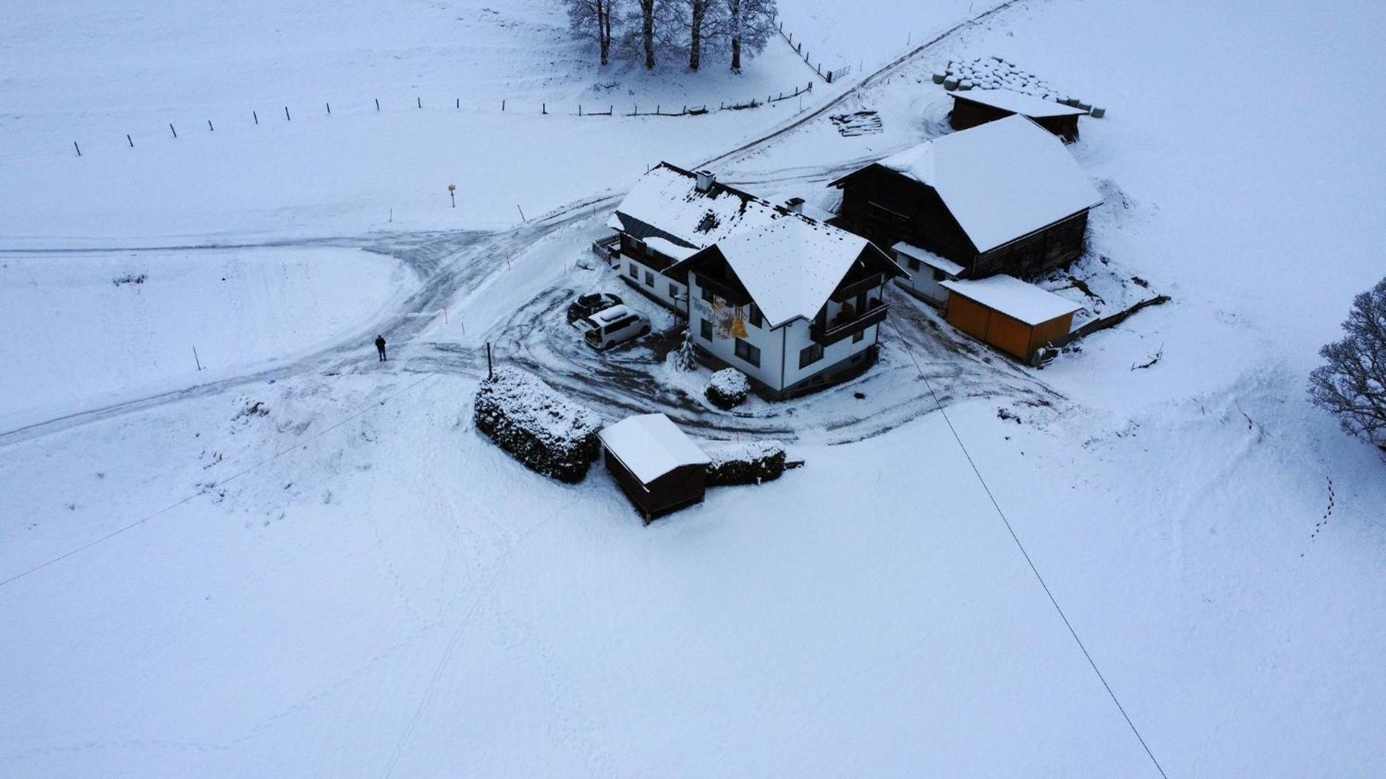 Rainzhof Hotel Aich  Buitenkant foto